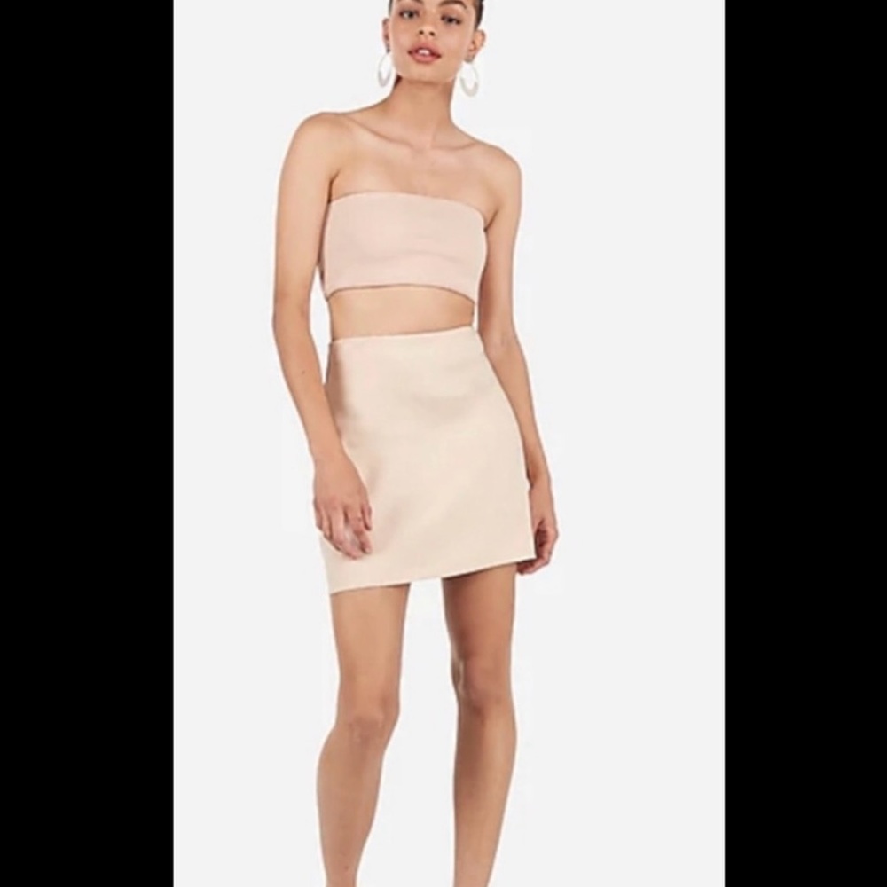 Express Cream Pencil Mini Skirt by Karla Welch size-10